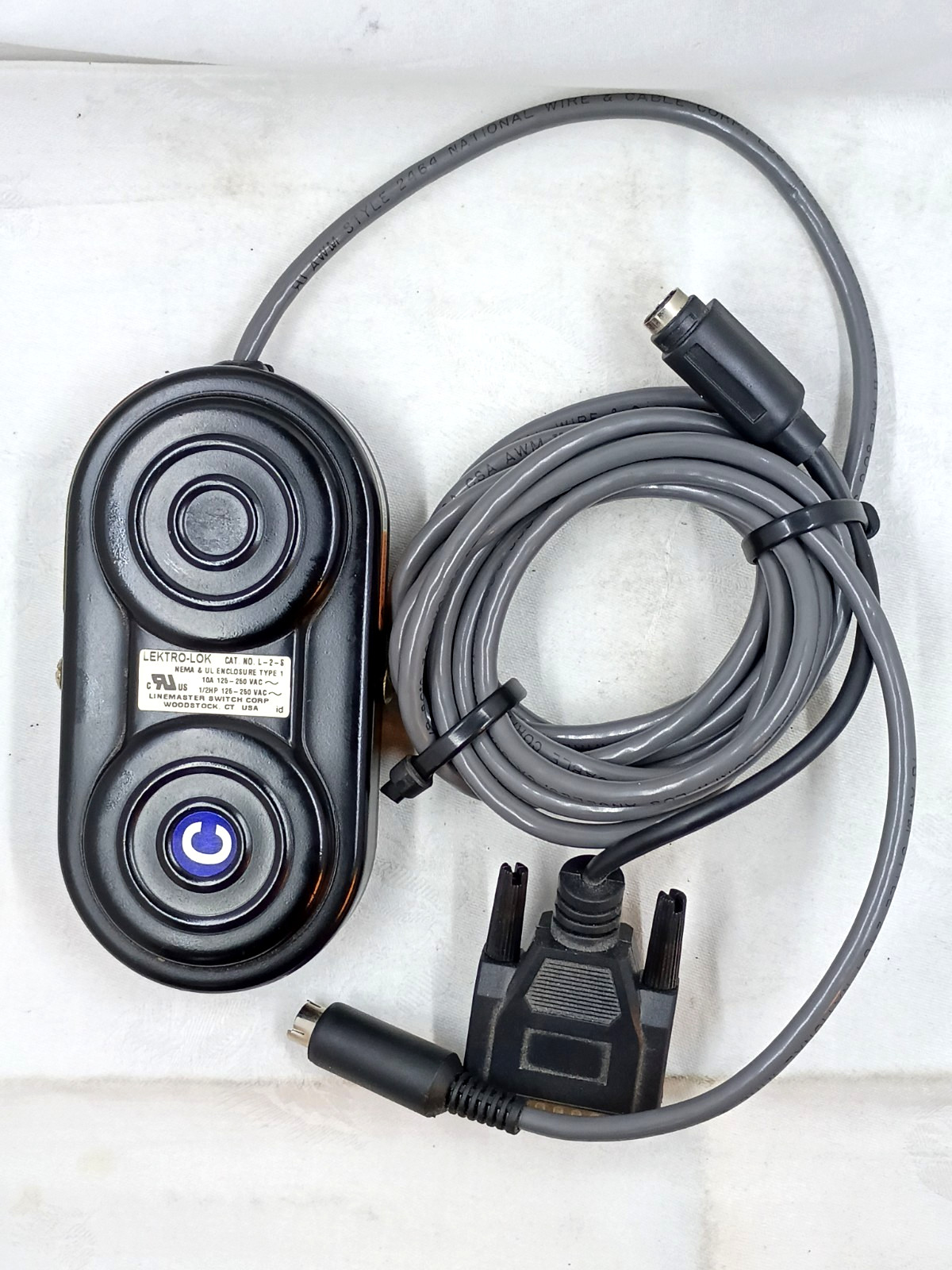 Linemaster L-2-S Foot Operated Switch 6-pin