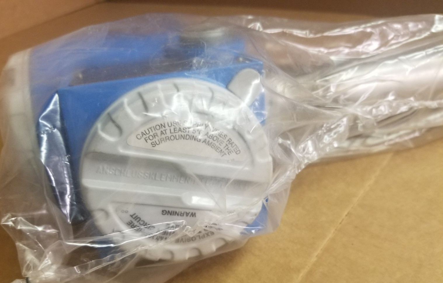 New Open Box Endress+Hauser Soliphant II FTM31D G4KB13 L1 16 IN 52105WVS