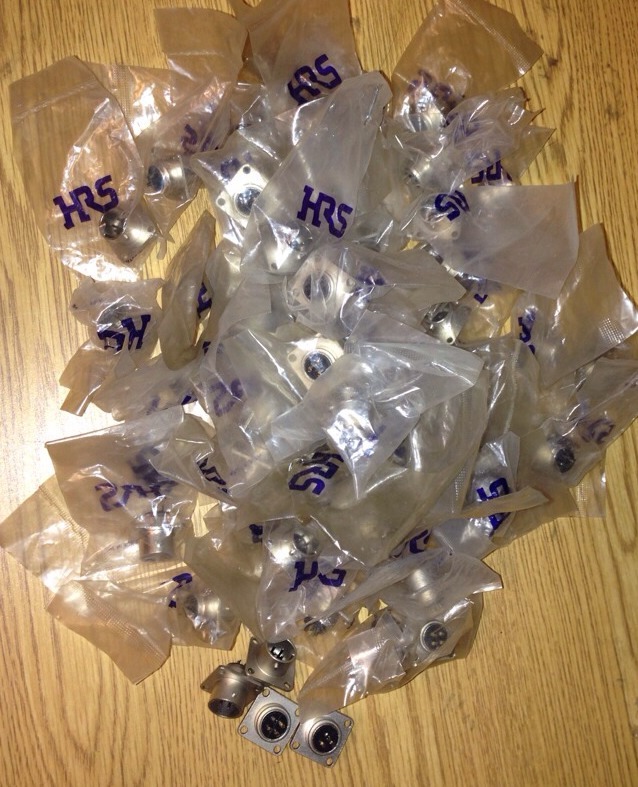 Nanaboshi 4 Pins, RM12BRB-4S, RM12BRB4S, Lot Of 57 Ship Same Day #1551J