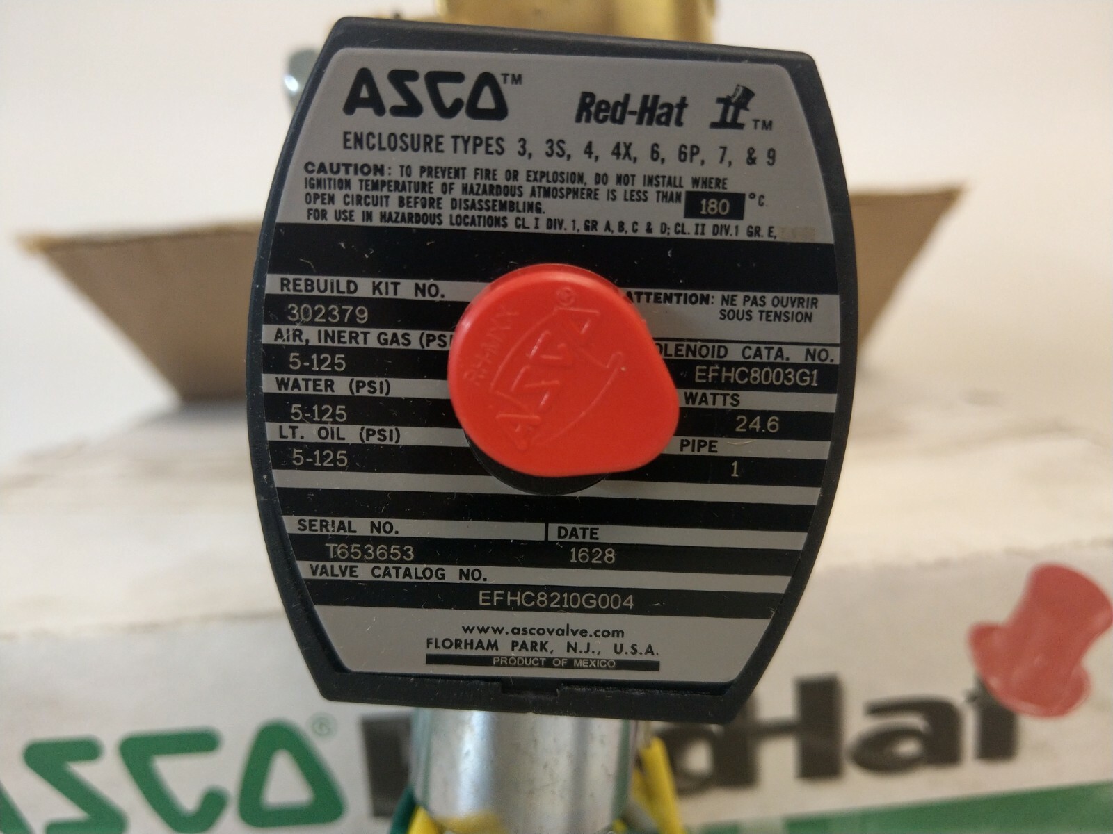 NEW IN BOX! ASCO SOLENOID VALVE EFHC8210G004