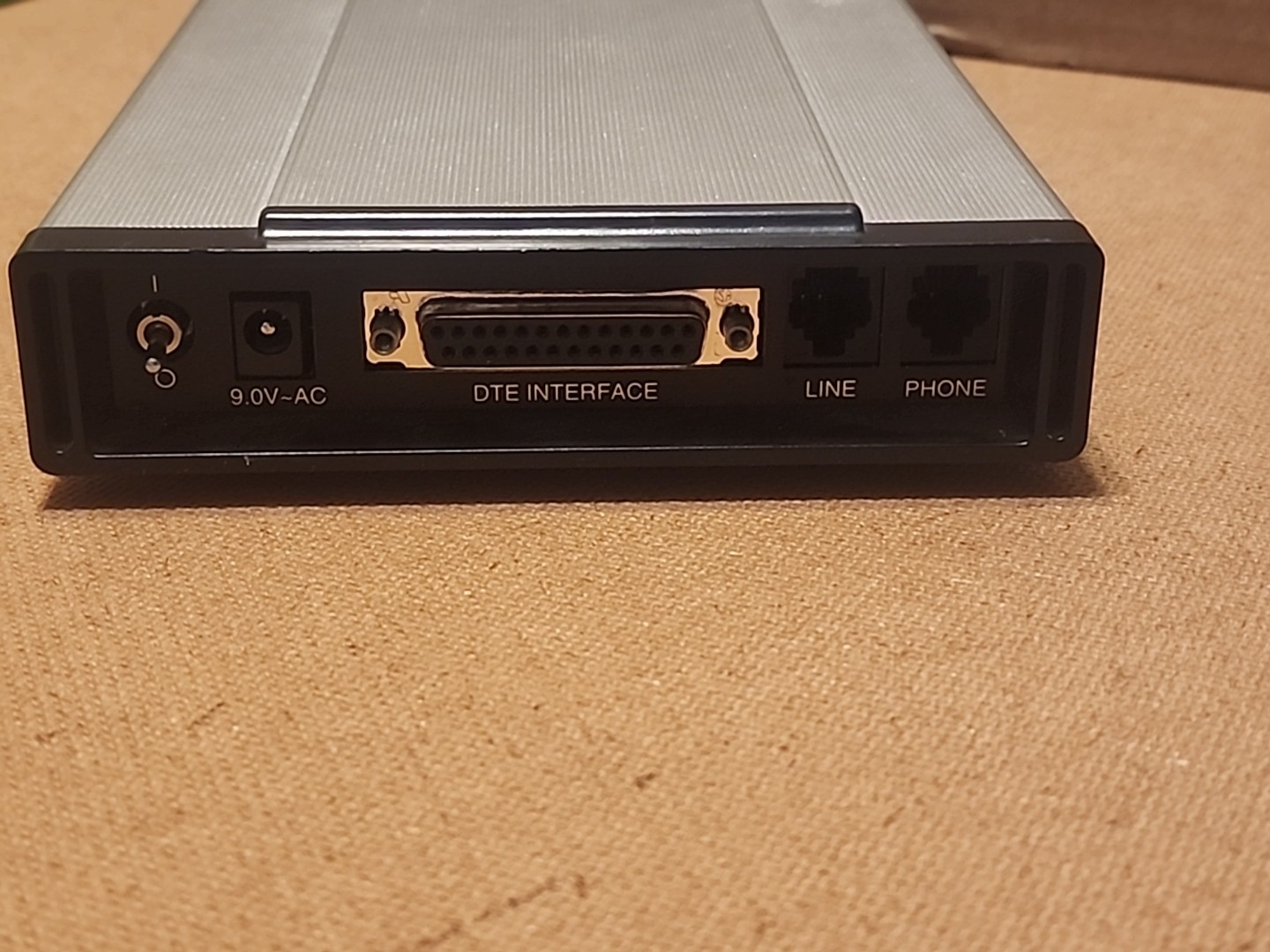 Hayes 5110AM Smartmodem Optima 9600 V.32 OPTIMA 96 Microcomputer Unit Only No AC
