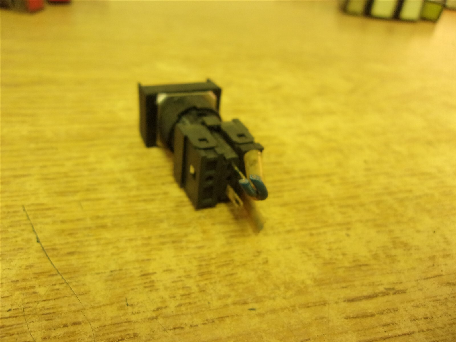 Omron A3GJ-6011-3 Red Push Button Switch *FREE SHIPPING*