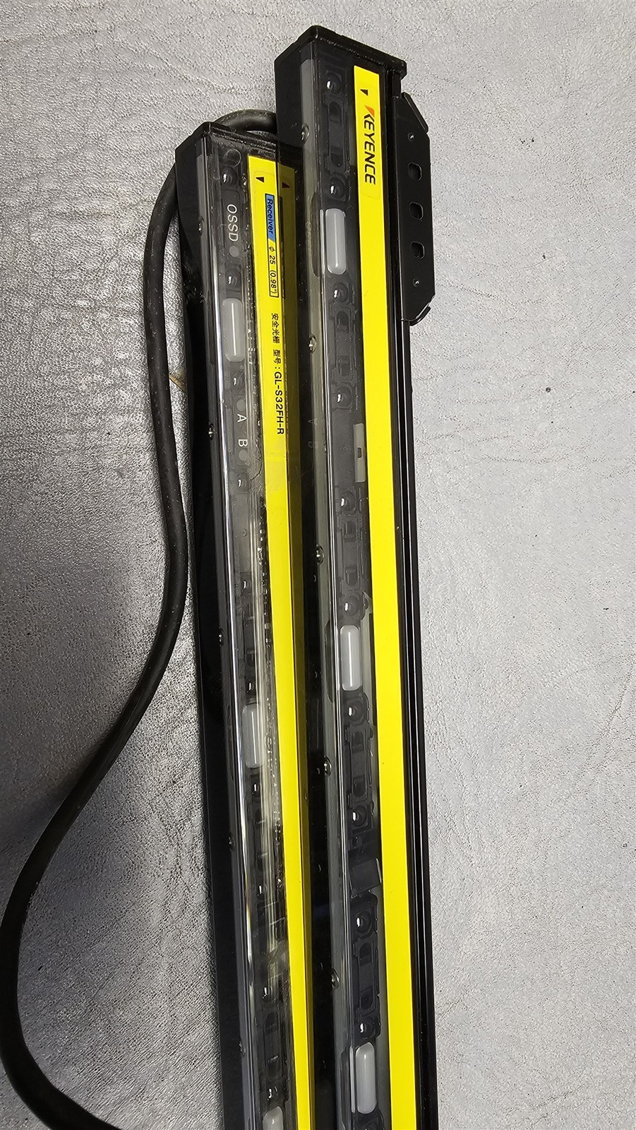 Keyence GL-S32FH-T + GL-S32FH-R Light Curtain Transmitter and Receiver