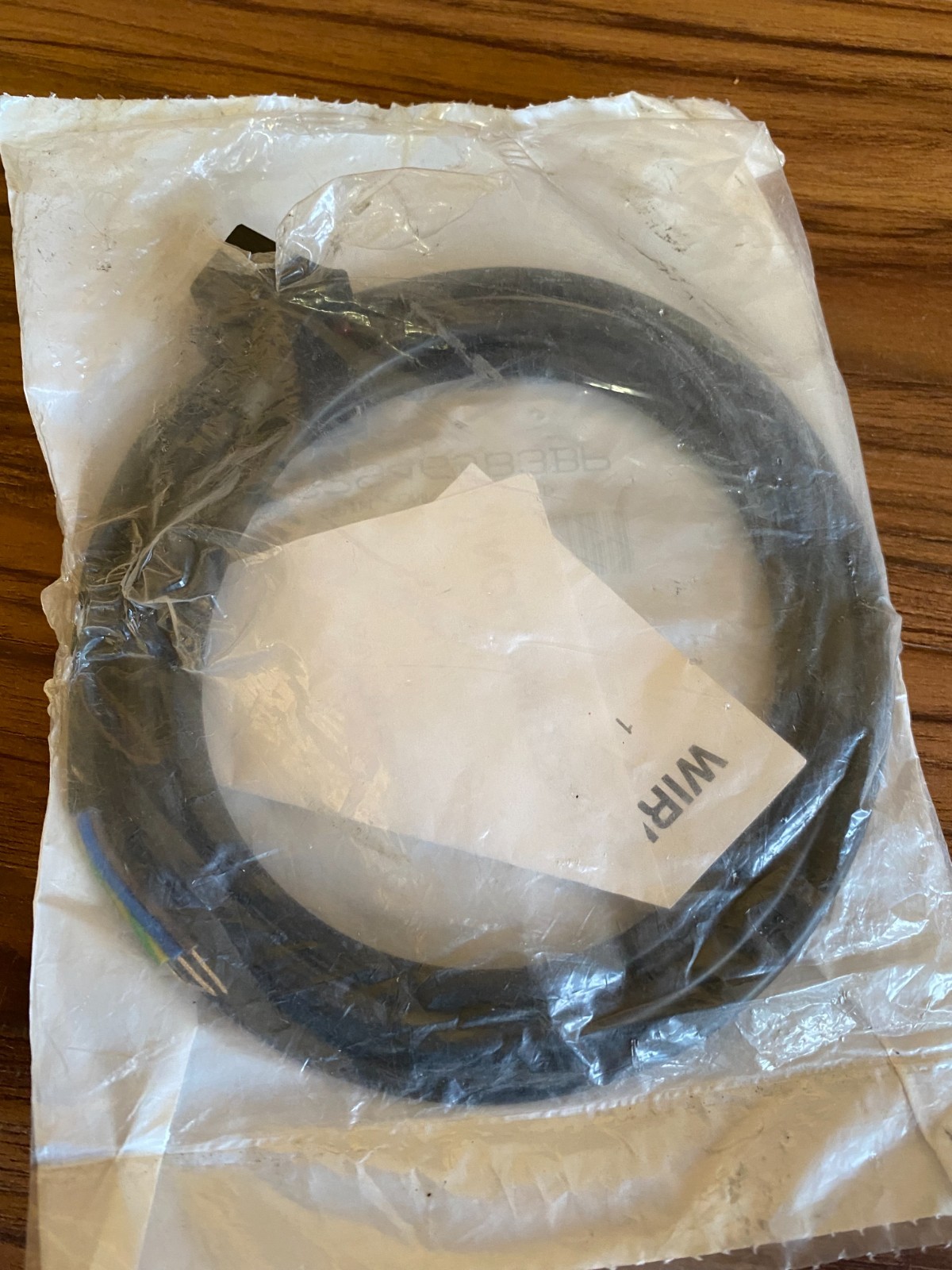 Parker PS2946J83BP 3 PIN CONNECTOR 120 V LTD New Old Stock