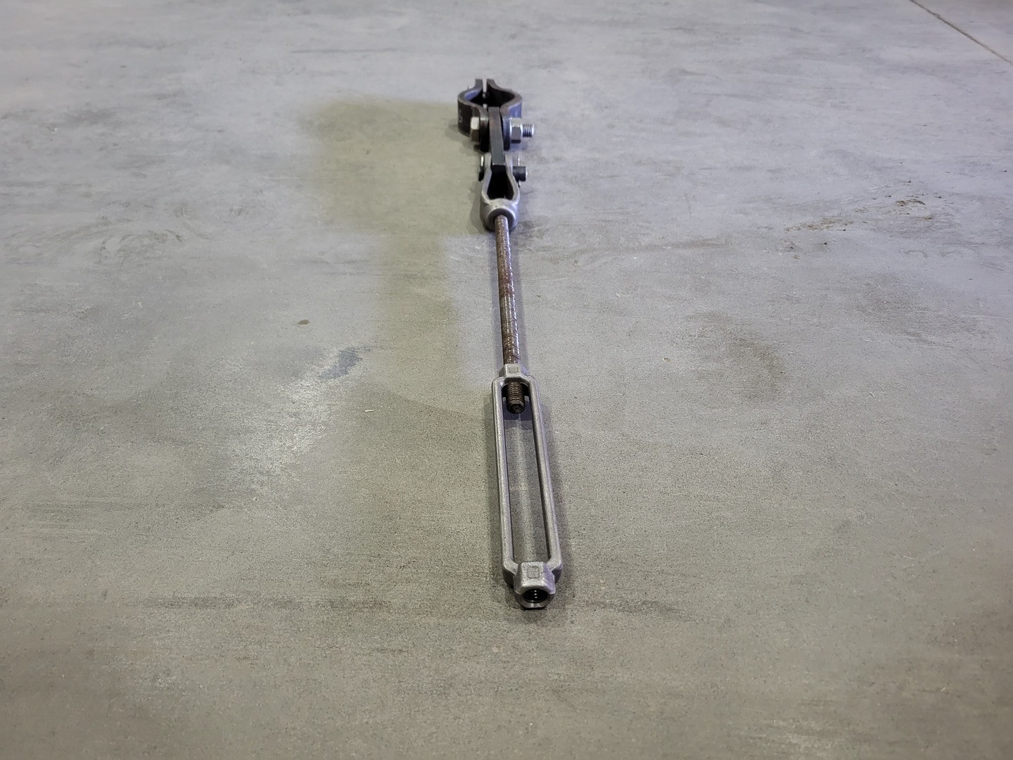 2″ Pipe Clamp Turnbuckle & Threaded Rod 52″ Long – Pipefittings