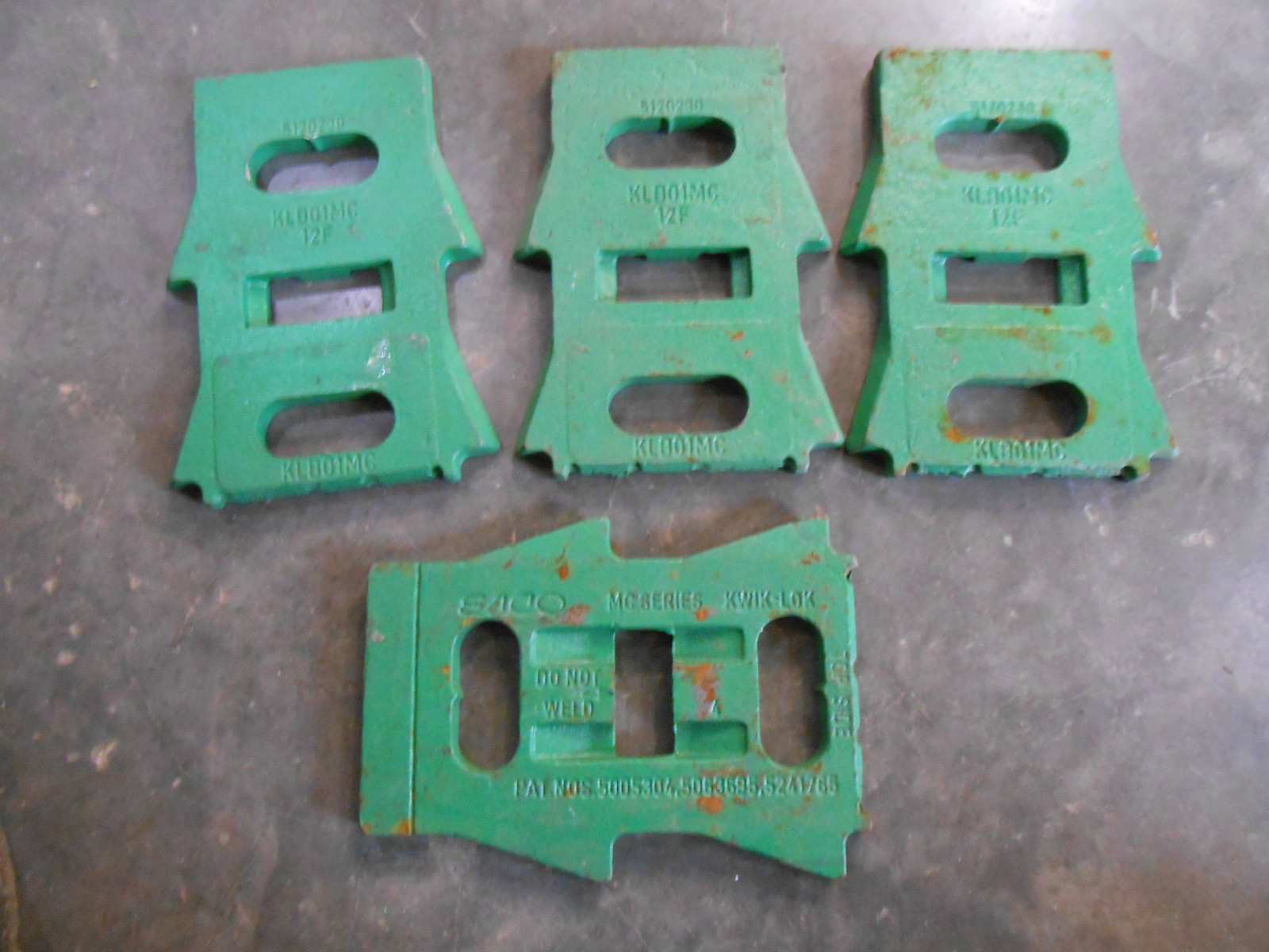 EACO Kwik-Lok Base Plates # KL801MC 12F Qty 4 (EC9-6)