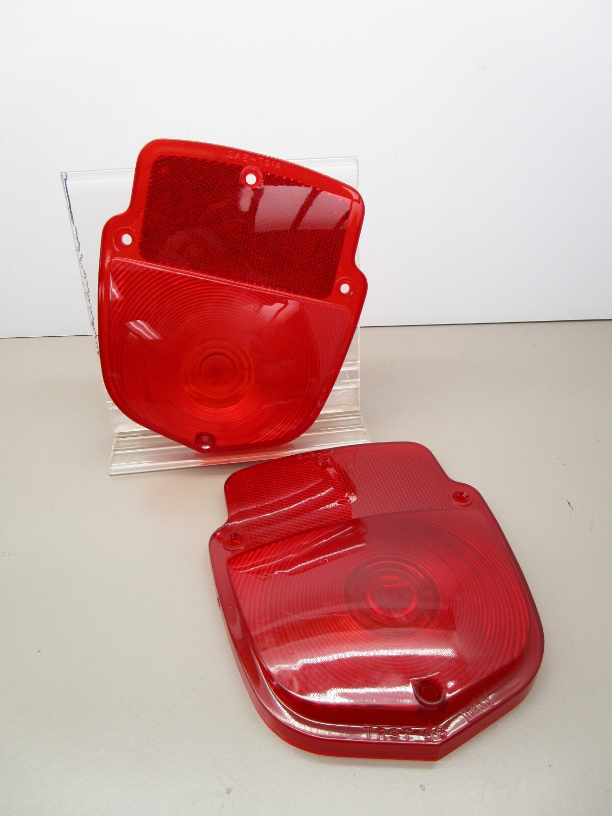 x2 OEM Ford TRST56 FoMoCo Tail Light Cover Set SAE-TSIA