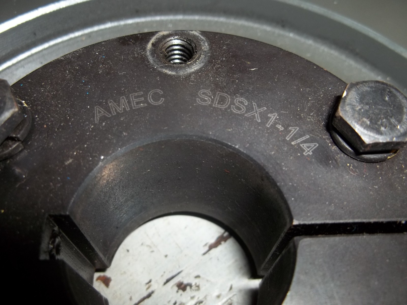 AMEC 1B66SDS 1 GROOVE SHEAVE PULLEY 7/8″ & SDSX1-1/4 BUSHING (WL53-1)