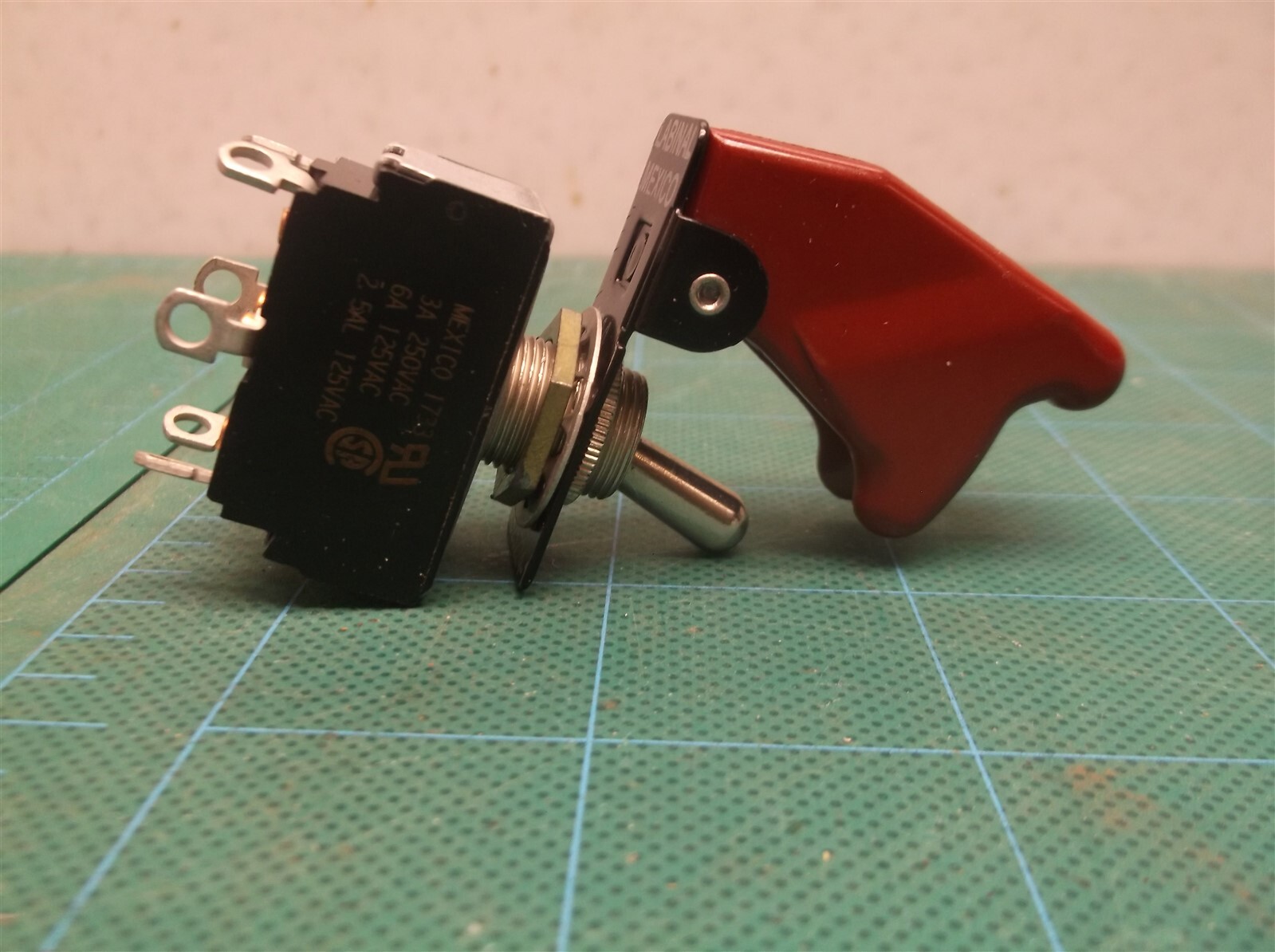 1733 toggle switch with flip up safety cover for. a Doron Precision Systems Dri