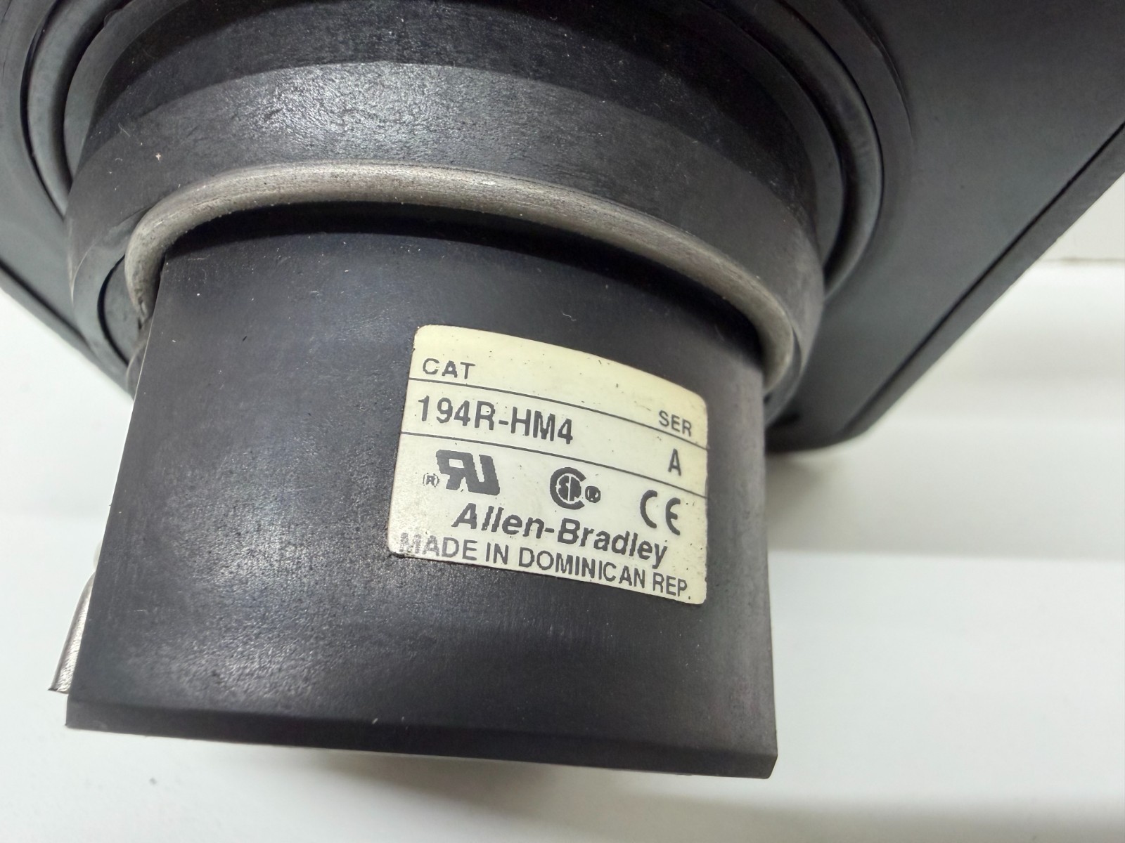 GOOD USED! ALLEN-BRADLEY SER. A BULLETIN OPERATING DISCONNECT HANDLE 194R-HM4