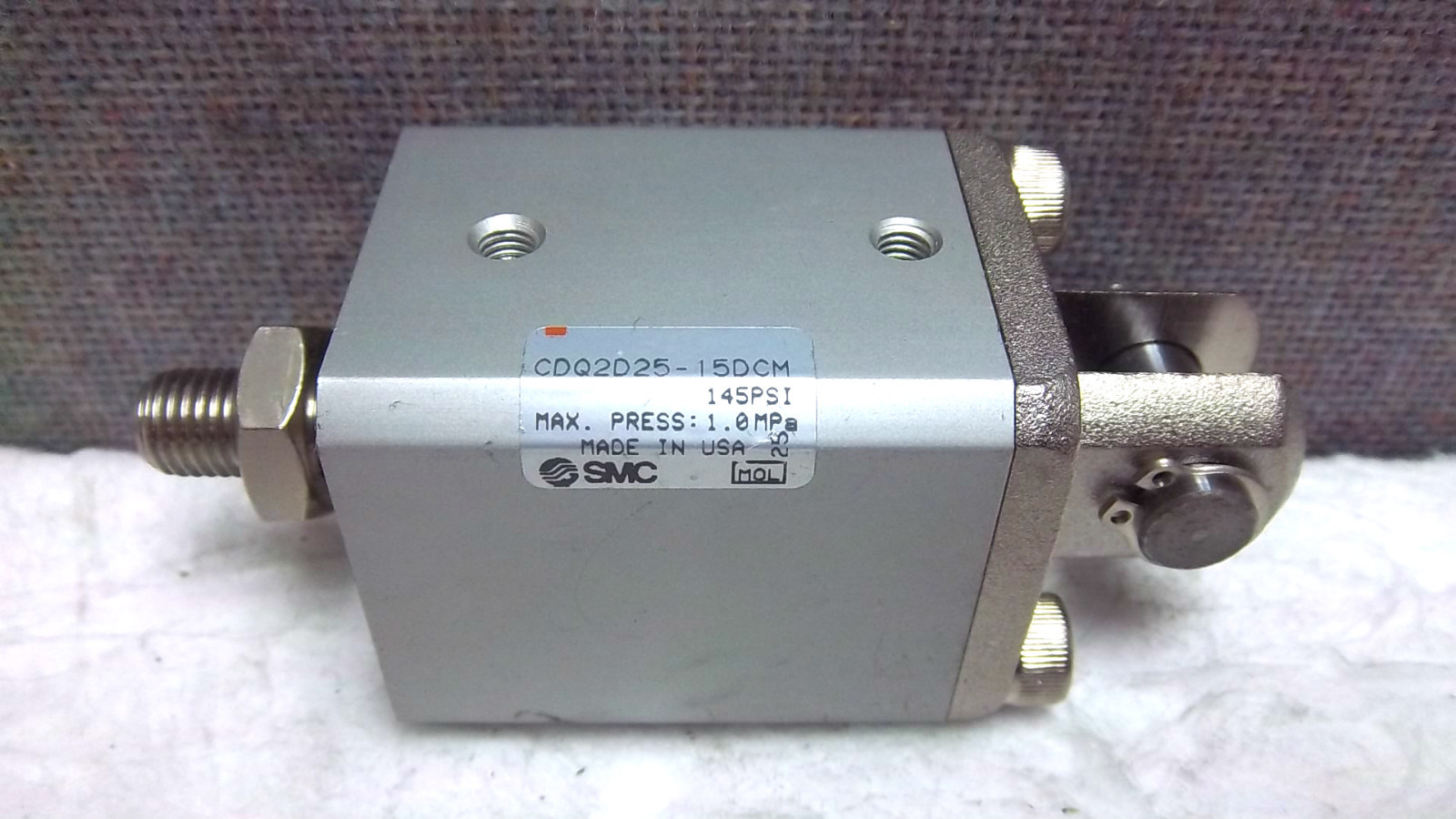 SMC COMPACT CYLINDER CDQ2D25-15DCM NEW CDQ2D2515DCM