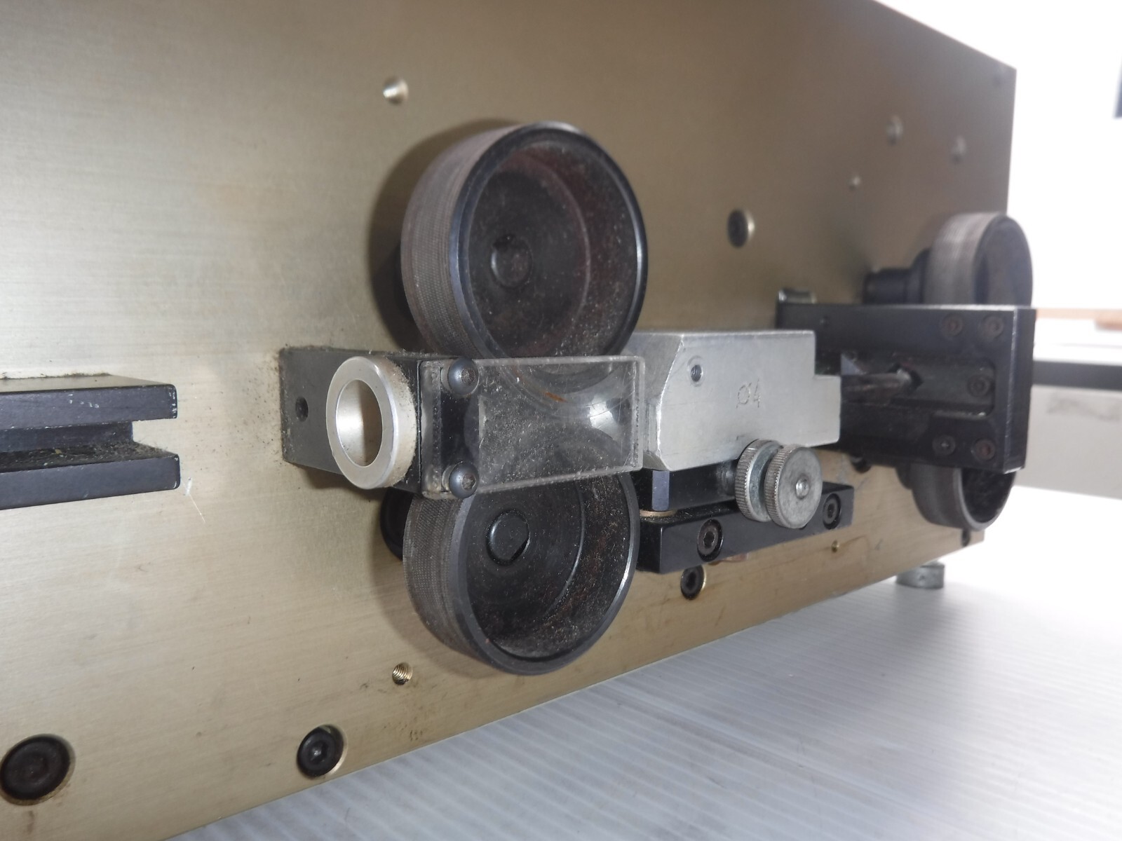 Schleuniger CS9000 100-120V / 220-240V
