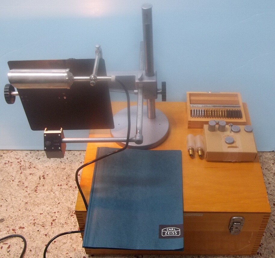 CARL ZEISS AERO-SCHETCHMASTER, LUZ: 113373 WITH ACCESSORIES IN WOODEN CASE.