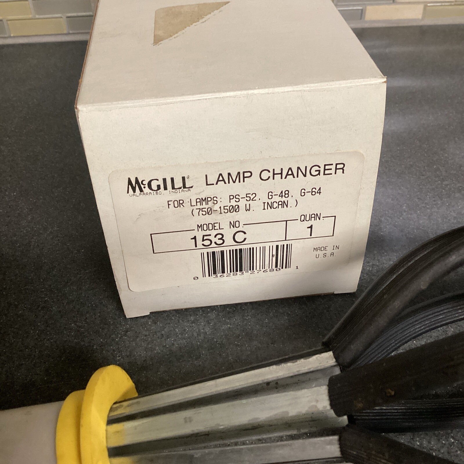 McGill Electrical 153-C Lamp Changer Head 153C Light Bulb Changer- New/Open Box