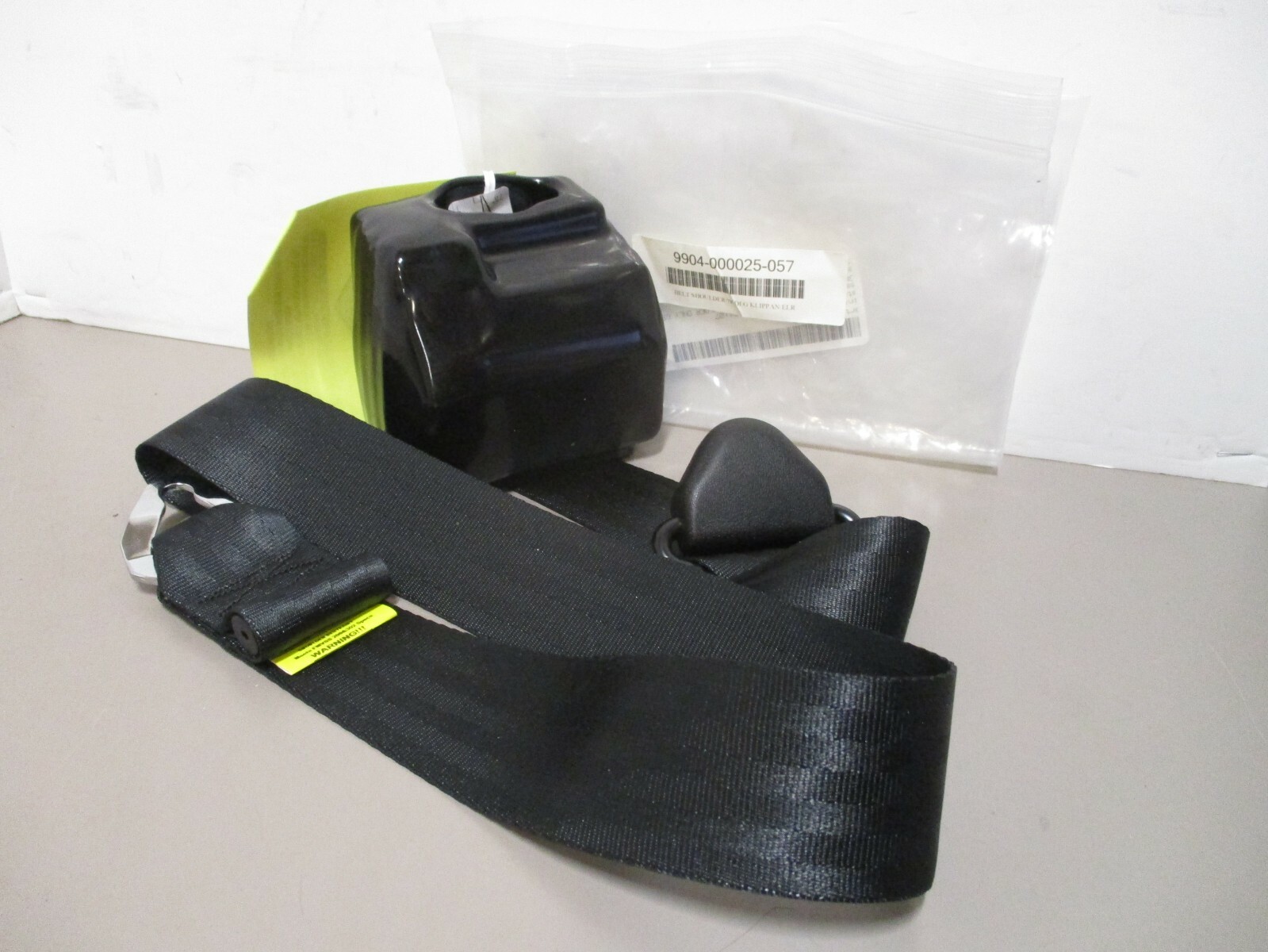 Beams 9904-000025-057 Seat Belt Shoulder 78 Deg. Klippan/ELR Gillig Bus