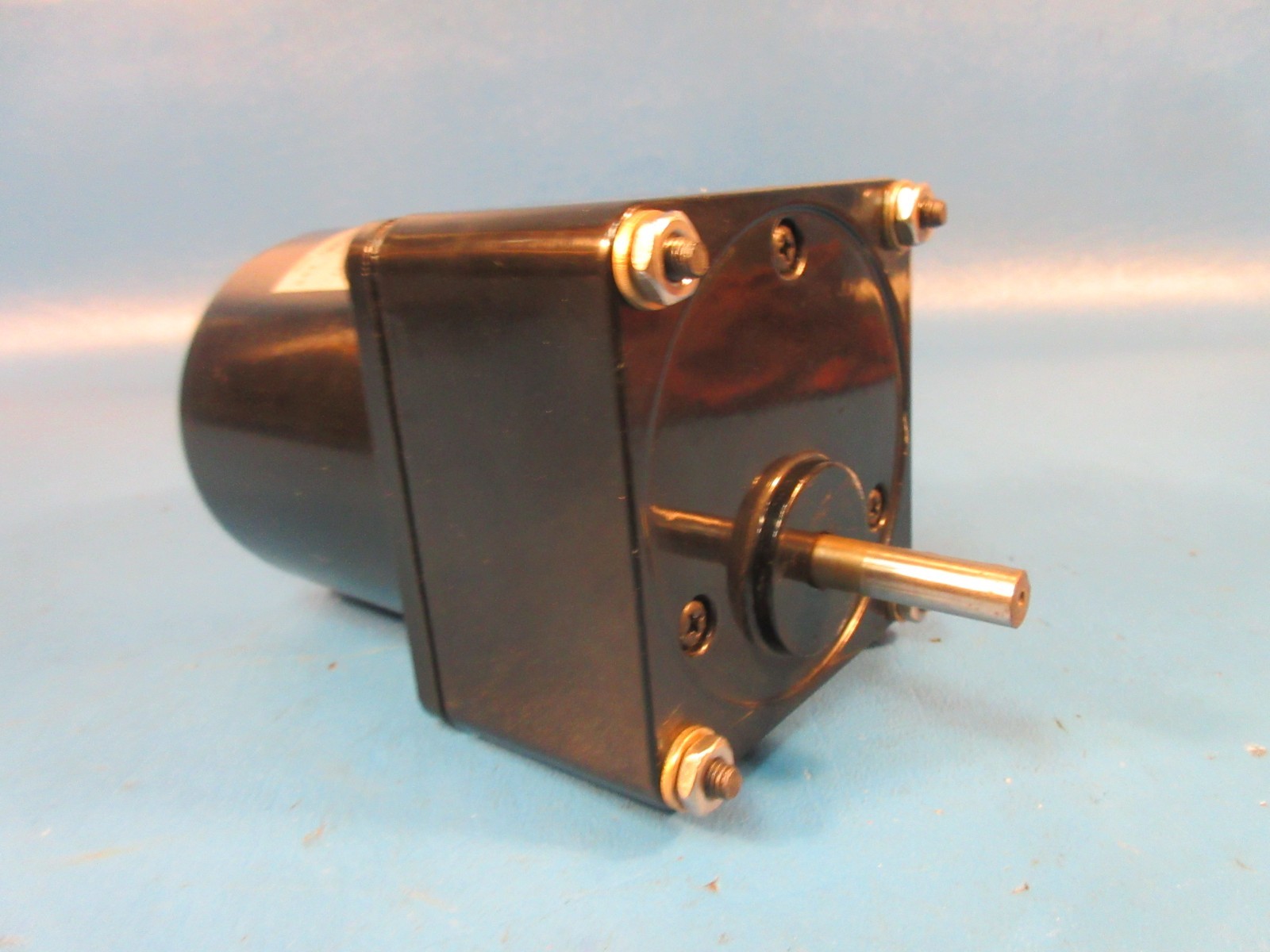 USED Oriental Motor 4IJ15GA-AA, 115V Induction Motor w 4GA100LA Gearhead