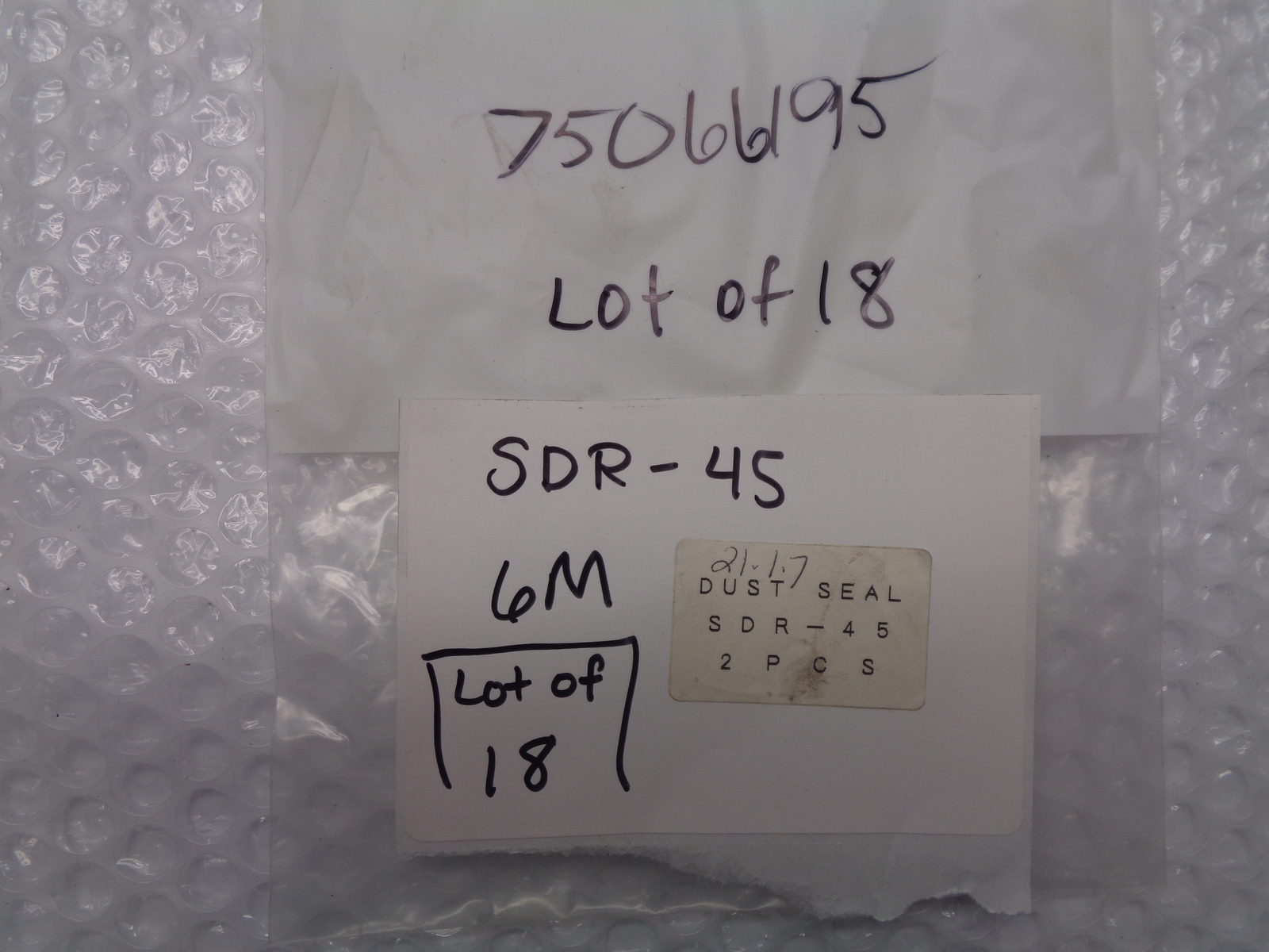 INDUSTRIAL SPARE SDR-456M SEAL LOT OF 18 NSNP