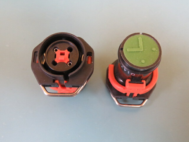 ITT-CANNON 086-0068-013 Qty of 5 per Lot HOUSING ASSY PLUG CLC 4 RESIST
