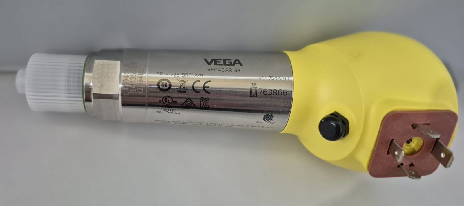 VEGA VEGABAR 38 Pressure Sensor – PP-225 8RS 229