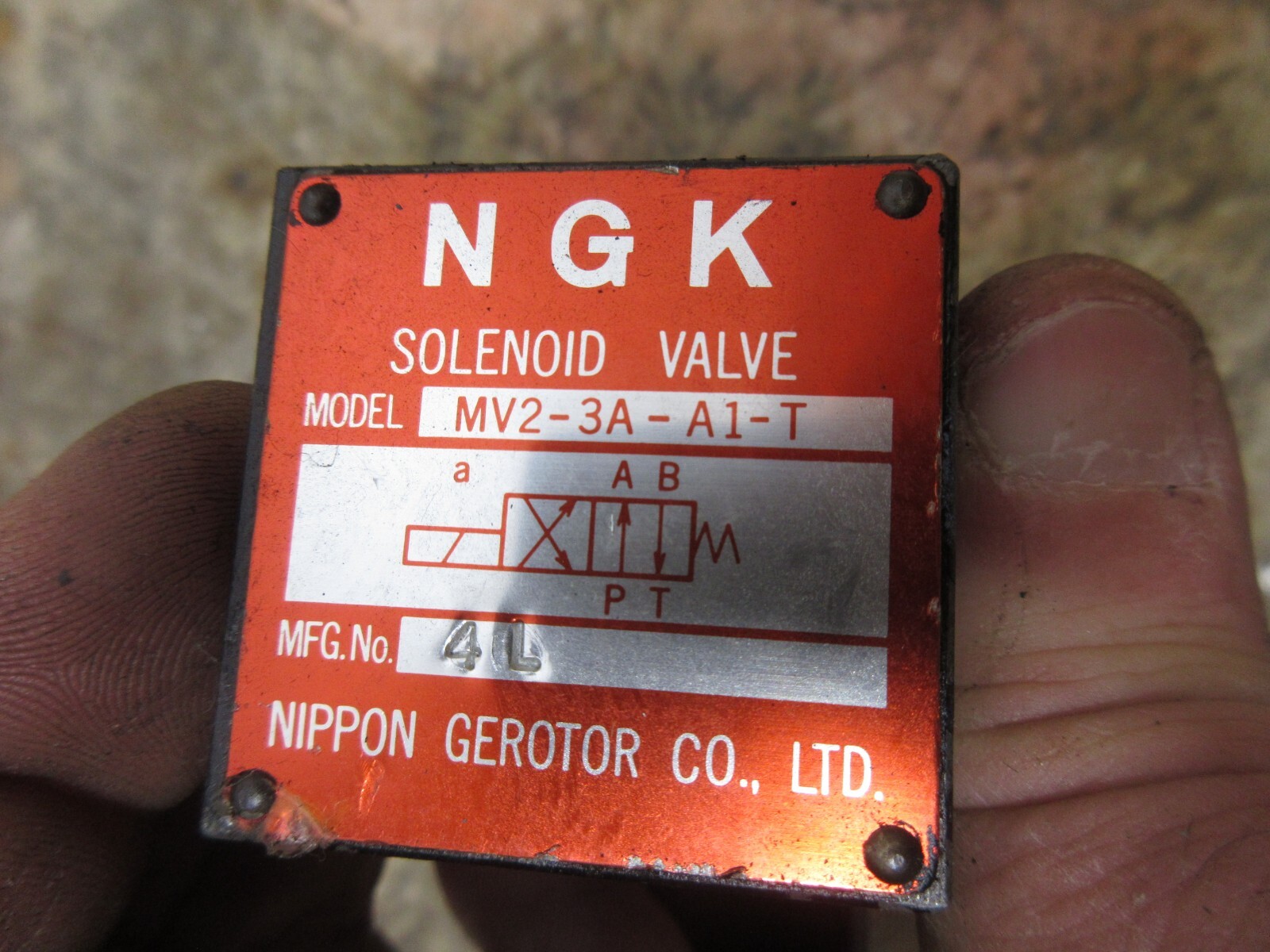 NIPPON GEROTOR NGK SOLENOID VALVE MV2-3A-A1-T 4L EACH 1