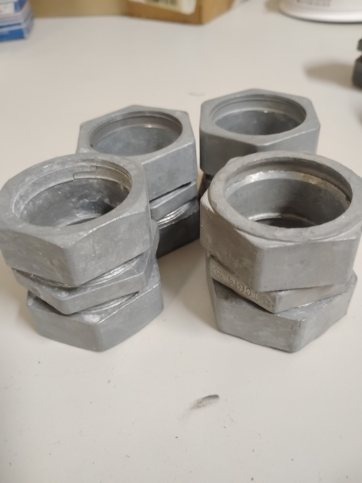 Lot Of 4 1′ EMT Zinc Die Cast Compression Coupling. New