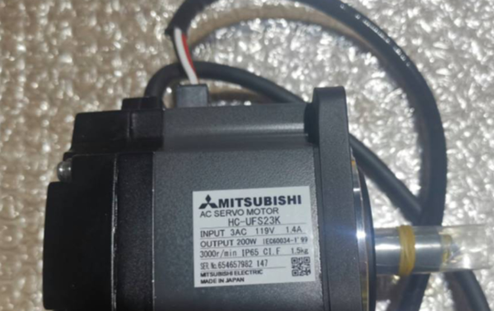 NEW MITSUBISHI HC-UFS23K Servo Motor