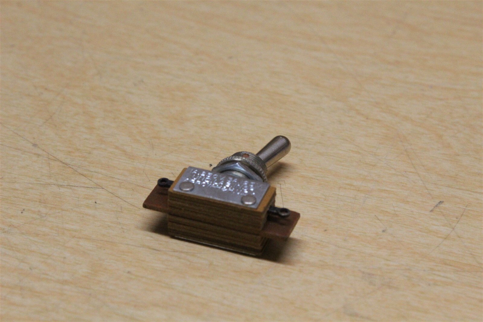 NEW Arrow Hart Toggle Switch 20902 CX *FREE SHIPPING*