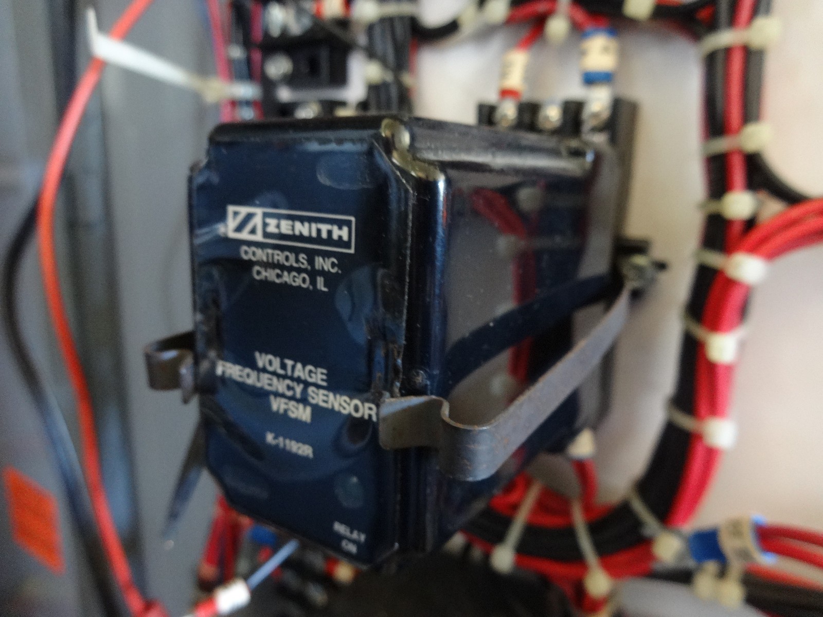 K-1192R ZENITH CONTROLS VOLTAGE FREQUENCY SENSOR VFSM