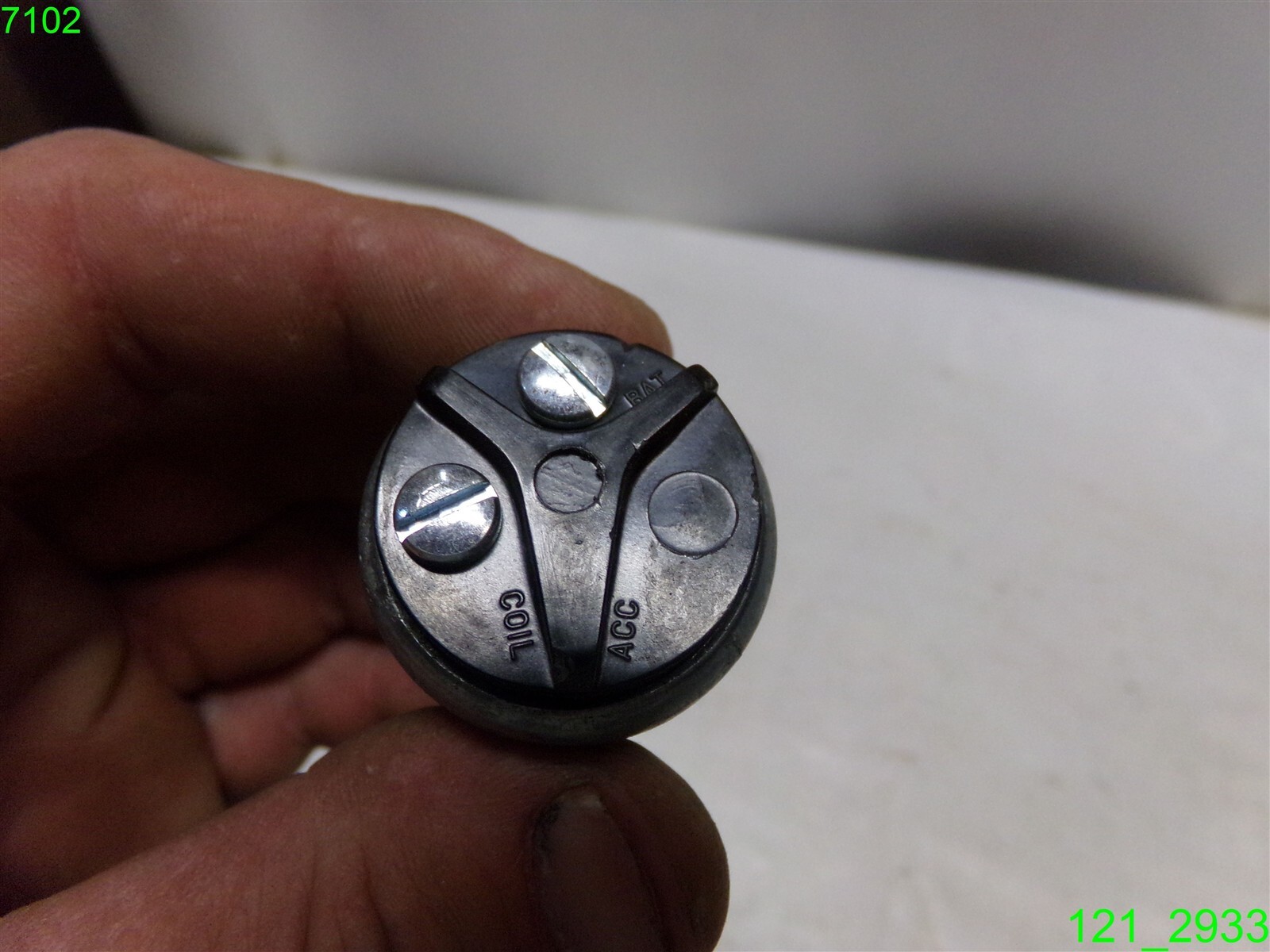 IGNITION SWITCH WITH 2 KEYS – NEW
