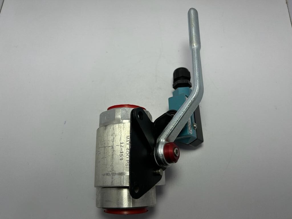 Honeywell Limit Switch BZE6-2RN With P16116 Pneumatic Valve