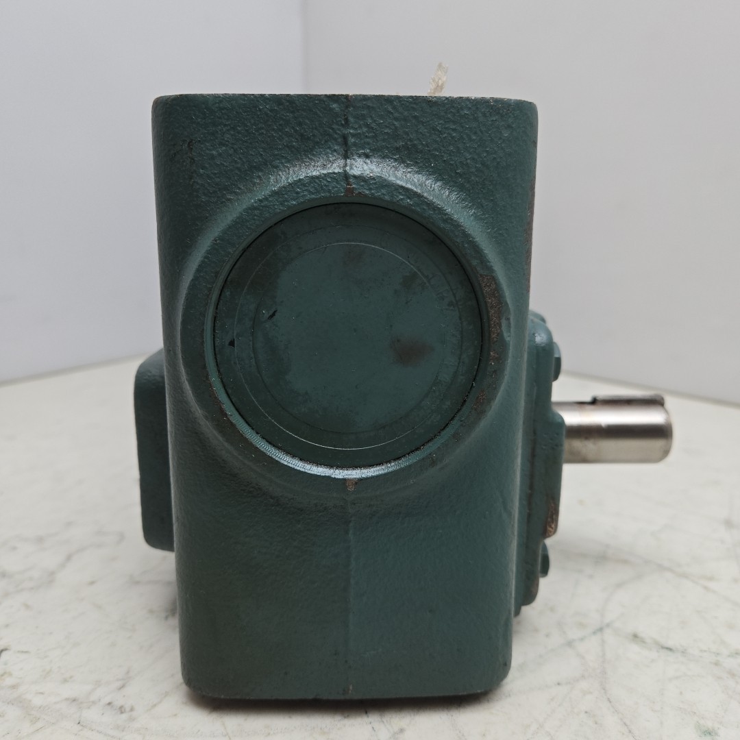 Reliance P56X1531S 1 Hp Motor 3Ph 1750 Rpm Dodge MR94751 Gear Reducer 10:1 *READ
