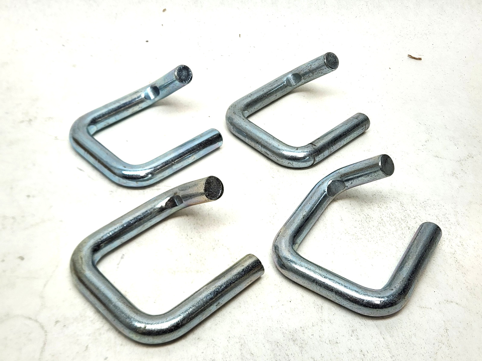 4-Pack New Square Tube Safety Lock Gravity Pins 1/2″ Diameter x 1-3/4″ ID Square