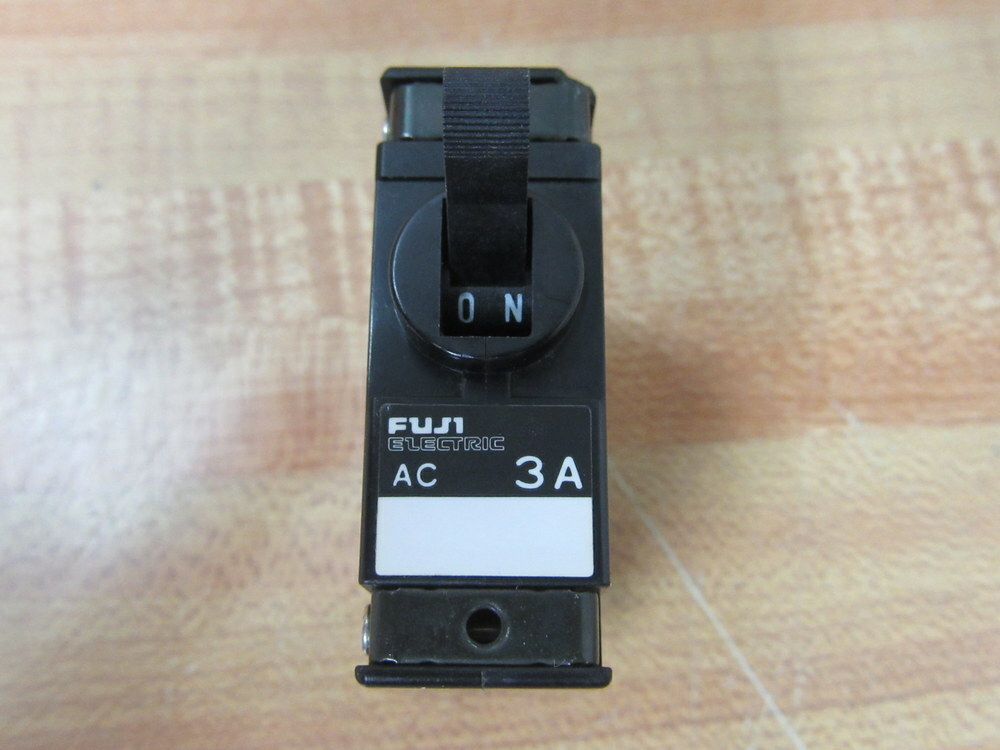 Fuji Electric CP 31E/3D 3A Circuit Protector CP31E3D