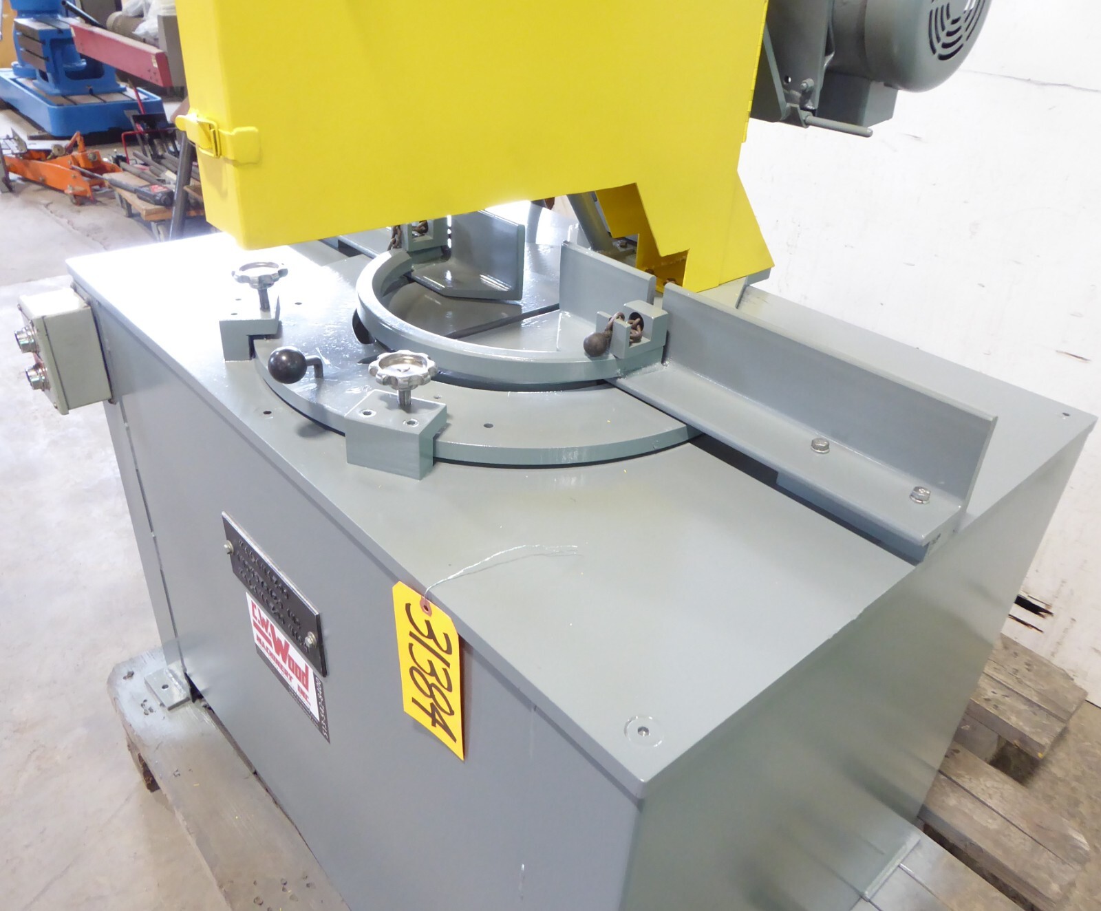 20″/22″ Kalamazoo Abrasive Saw KM20-22, Double Miter, Air Vise, 20 HP, 4″ Solids