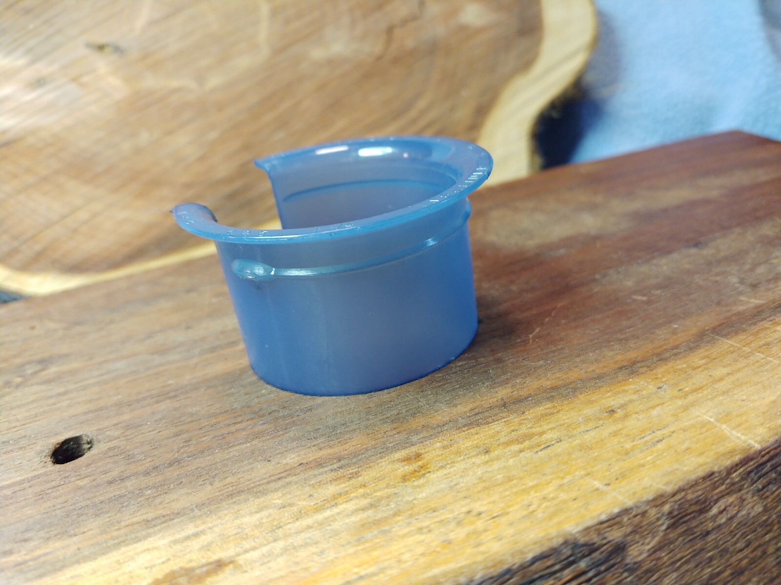 (1) T&B Fitting 1-1/4in Insuliner Sleeve Blue Thermoplastic NOS
