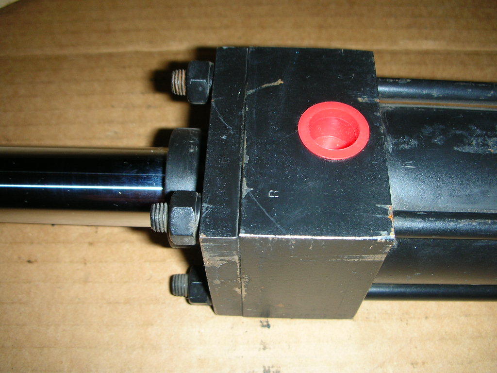 EATON HYDRO-LINE CYLINDER R5FD-2X9-B-1-2-N-V-V-1-1 R5F 2″ BORE 9″ STROKE NOS!!