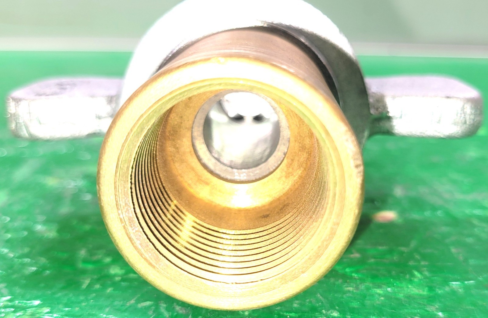 6️⃣EATON FNPT HYDRAULIC QUICK CONNECT COUPLING PESSCO IS OFFERING 1 W052326-2 🗽