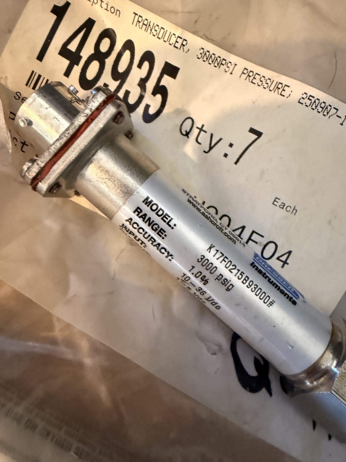 NEW RARE Ashcroft Pressure Transducer 3000psi # K17F0215B93000 10-36 vdc