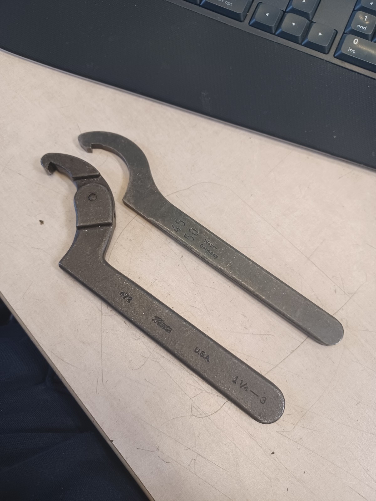 Lot Of 2 Spanner Wrenches & Set Adjustable Face Spanner 472/471