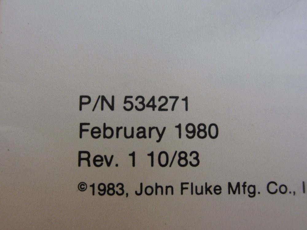 Fluke 534271 Y8100 DC/AC Current Probe Instruction Manual