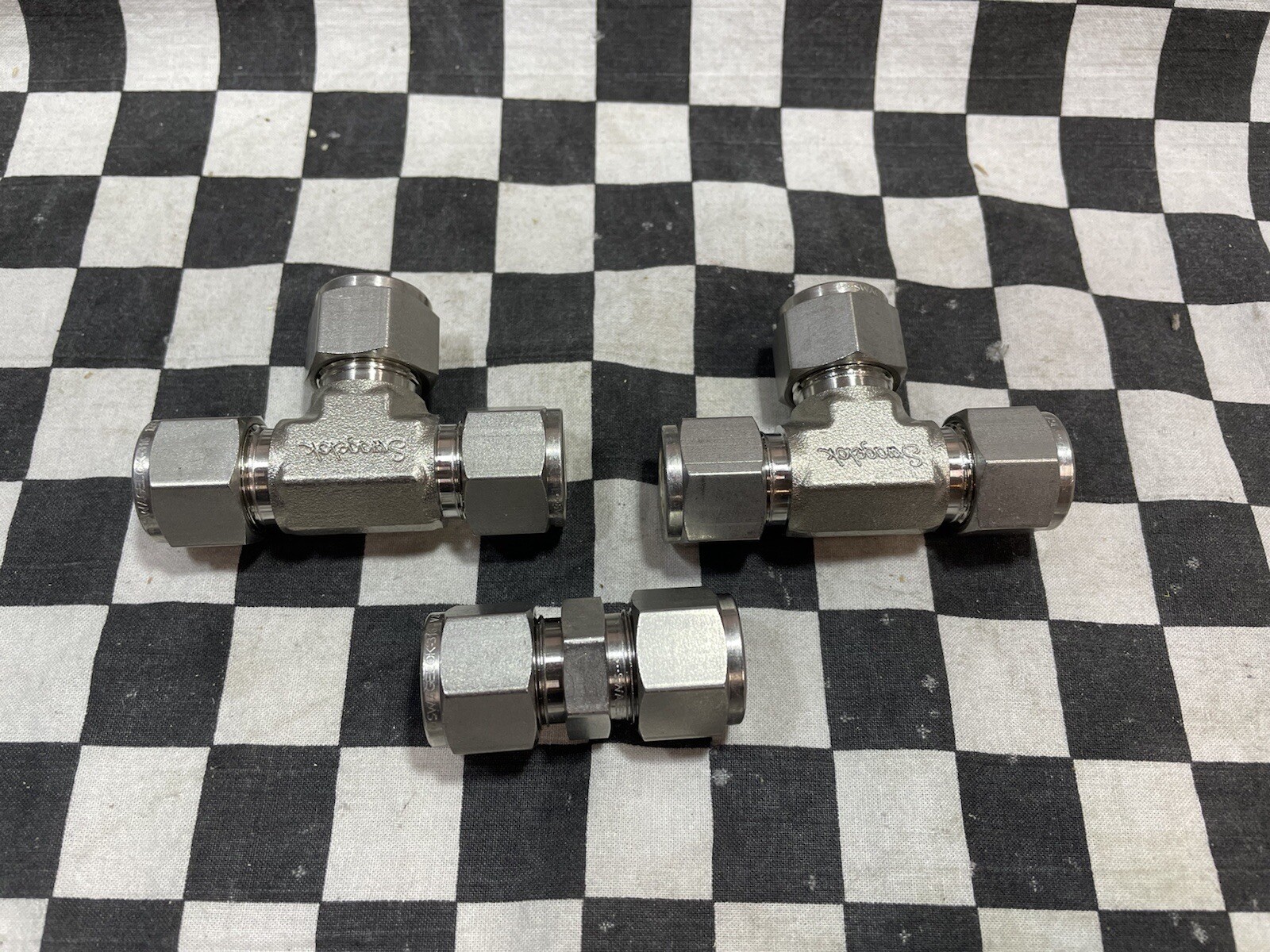 SWAGELOK TEE UNION 1/2″, SS-810-3 & SS-810-6, LOT OF 3, SHIPSAMEDAY#HP14