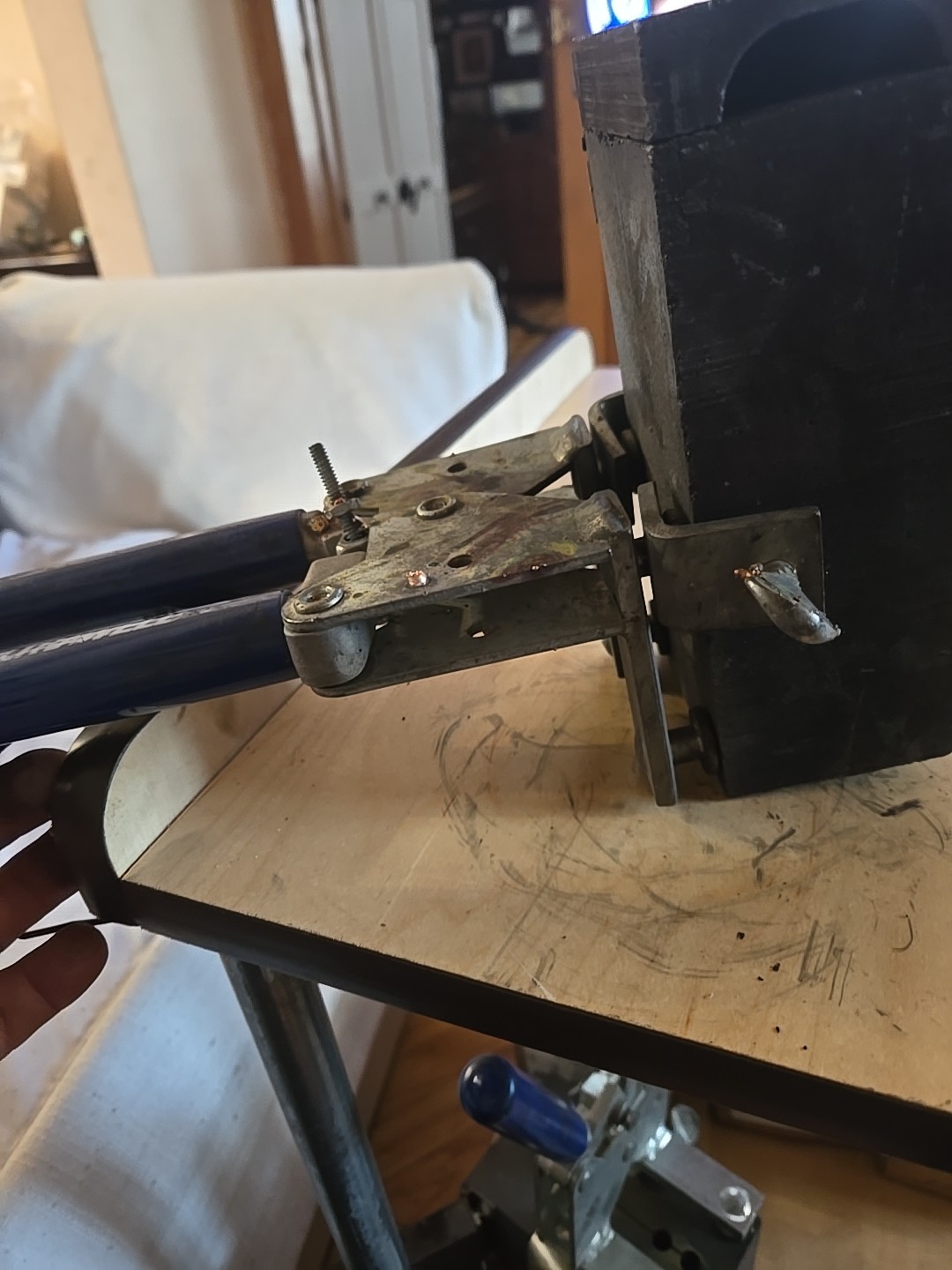 ULTRAWELD VA4/OB 4/0 STR VER STL 115 with MH1 Mold Handle Clamp