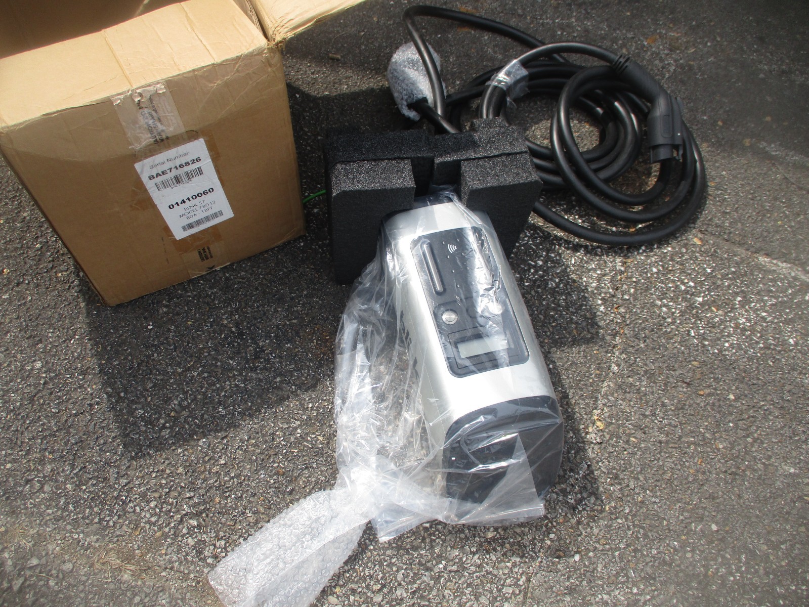 BLINK MODEL 780 S7 COMMERCIAL DUAL PORT EV VEHICLE BATTERY CHARGING STATION