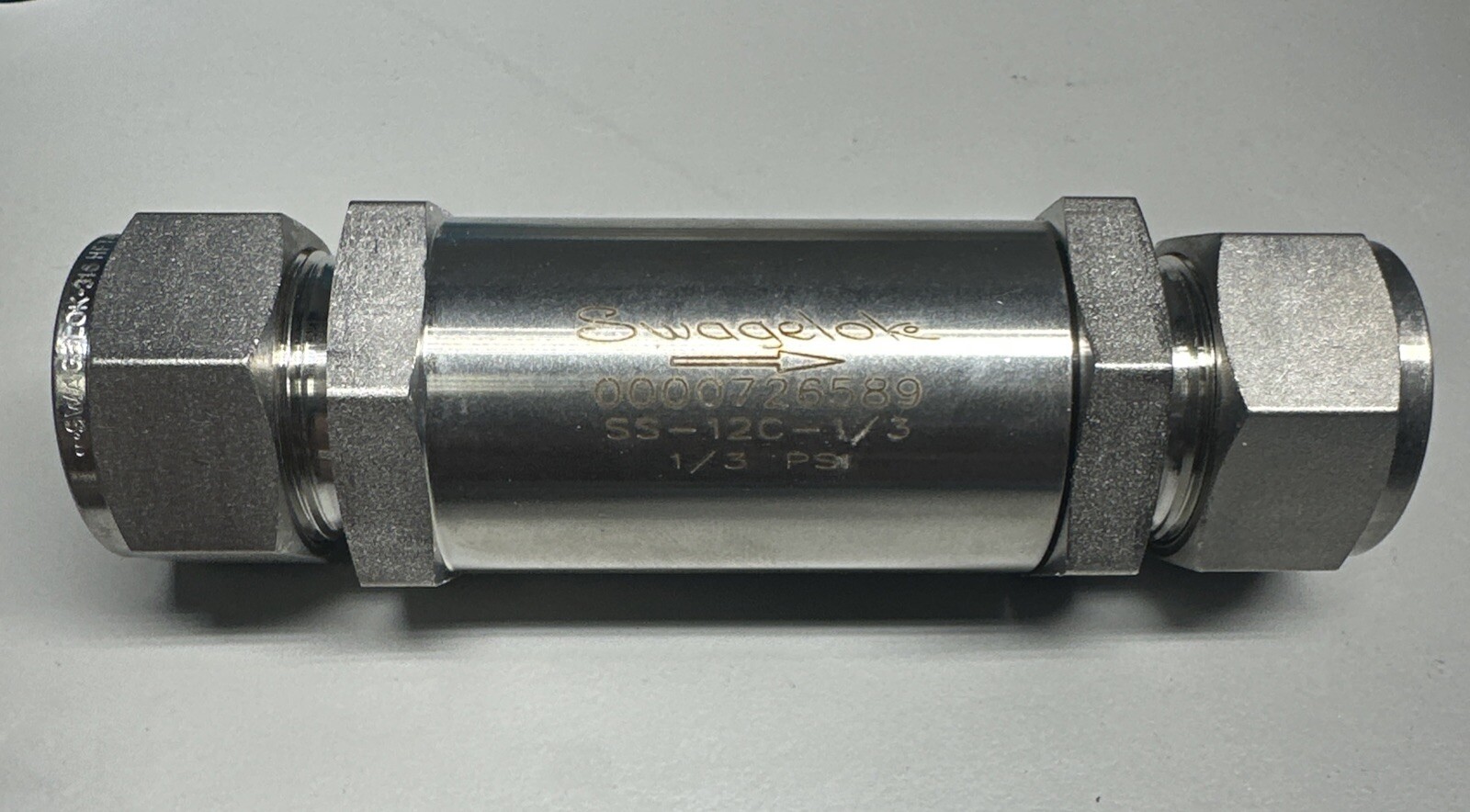 Swagelok SS-12C-1/3 Poppet Check Valve 3/4” Tubing OD, 1/3 PSI Cracking, SS 316