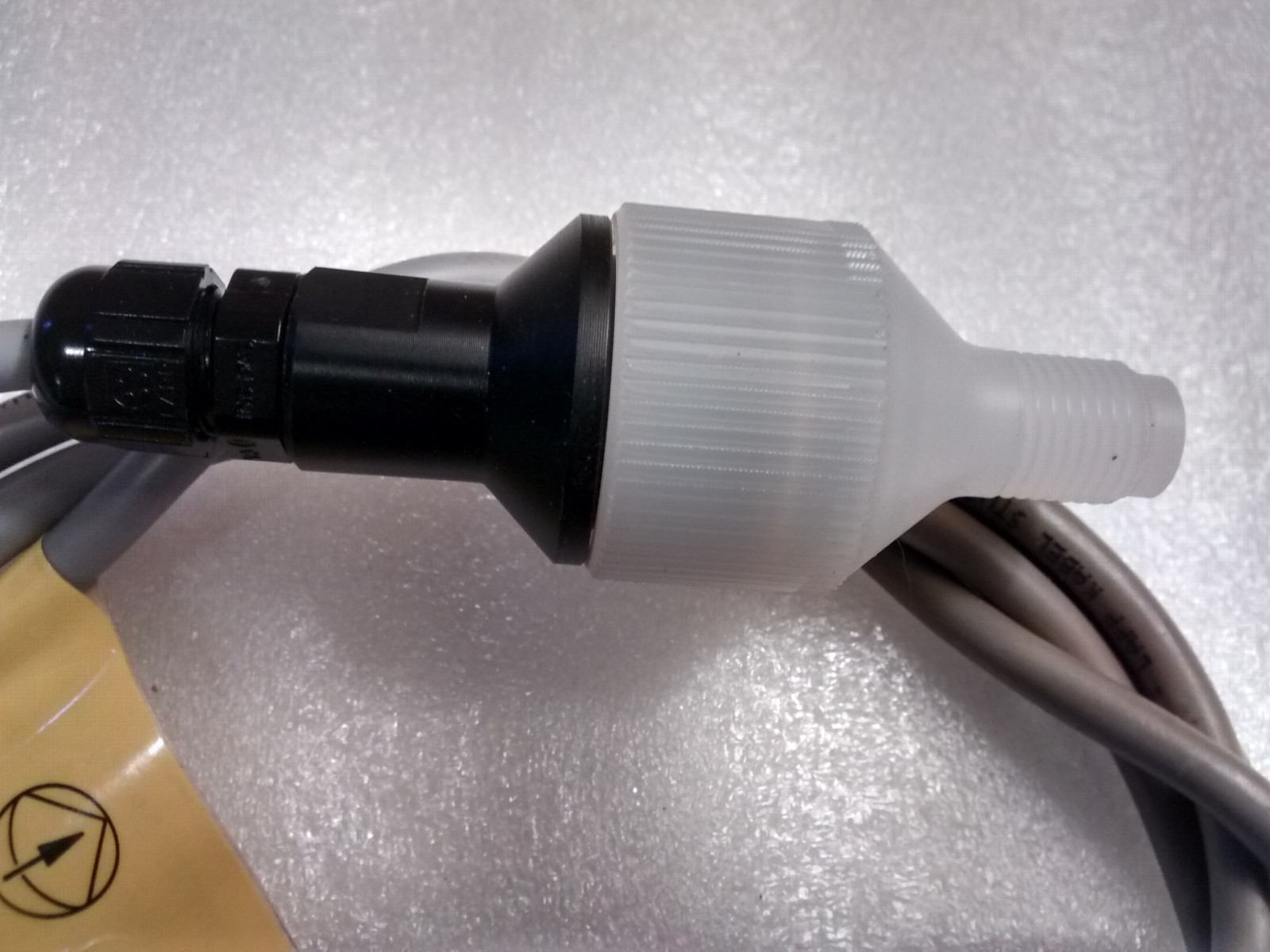 New in package, ProMinent Diaphragm break signal – Fast Shipping
