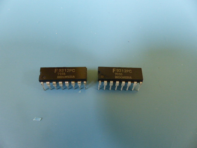 Fairchild F9312PC Qty of 2 per Lot Integrated circuit FSC 7935
