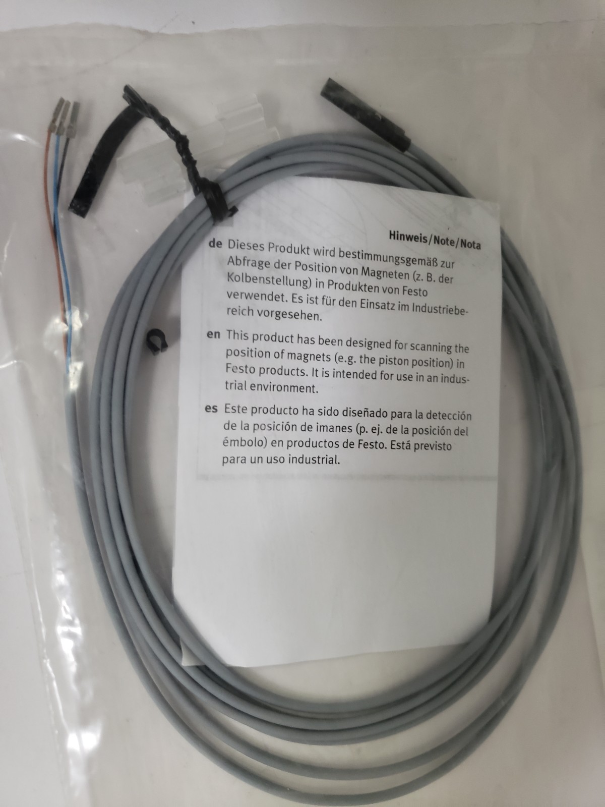 FESTO SMT-10M-PS-24V-E-2,5-L-OE PROXIMITY SWITCH PNP N.O. 3 WIRE