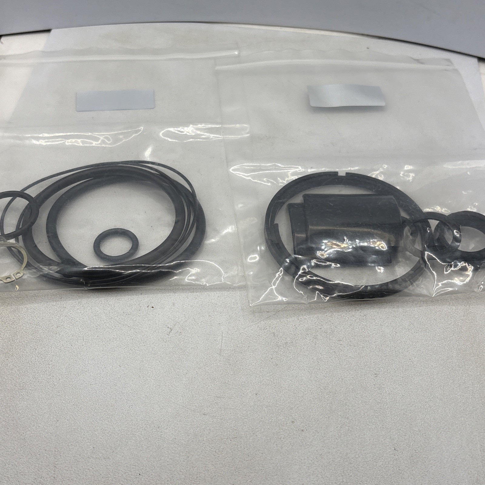 Bray 920920-21904560 Seal Kit + 920920-21905536 Bearing Kit