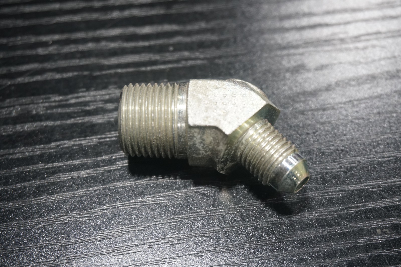 AQP 2023-6-4S 3/8 MNPT X 1/4 MJIC, 45° ELBOW, ZINC PLATED STL, Free Ship, 5 PCS