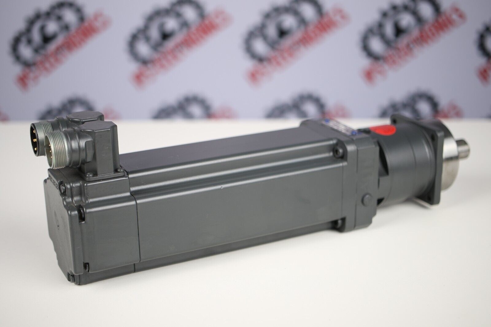 SIEMENS 1FT5036-0AF01-1-Z Z:G45V09 + ALPHA SPG 60-MF1-10 (SERVO MOTOR + GEARBOX)